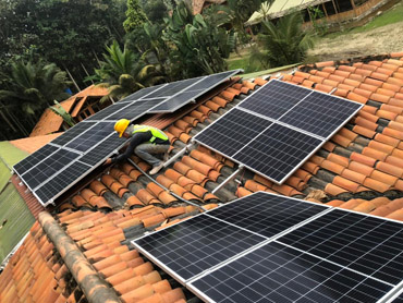 เอกวาดอร์ 5KW Off-grid PV System —— DAH Solar 540W PV Module